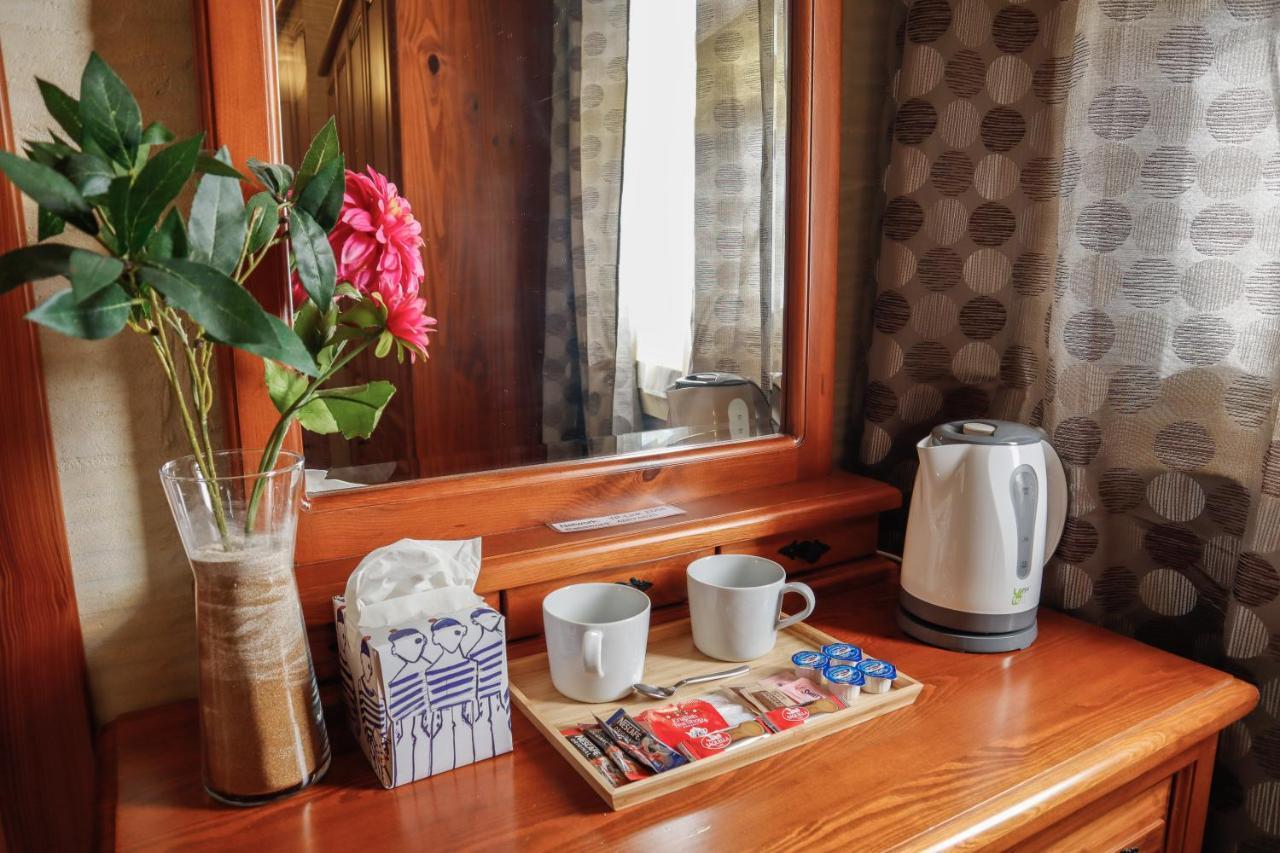 Rosehill B&B Шаара Екстер'єр фото