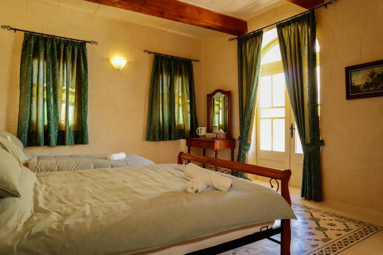 Rosehill B&B Шаара Екстер'єр фото