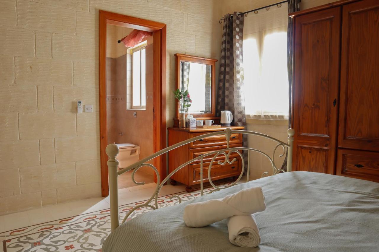 Rosehill B&B Шаара Екстер'єр фото