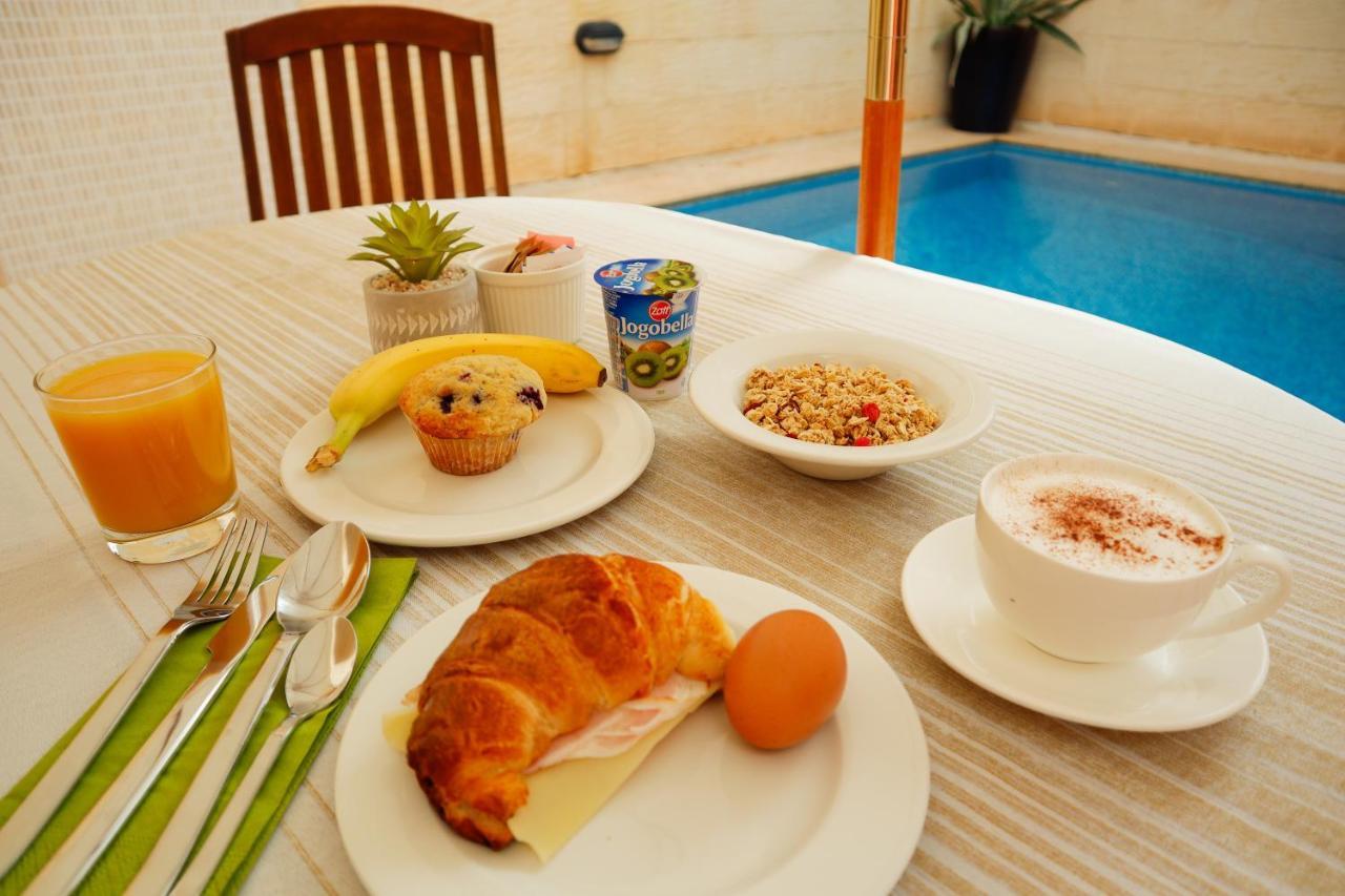 Rosehill B&B Шаара Екстер'єр фото
